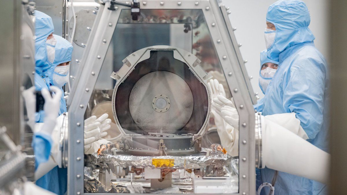 NASA discovered dark dust in the sample of the asteroid Bennu