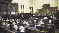 pública. Con 8 minutos para las exposiciones se realizó audiencia pública presidida por la Corte Suprema.