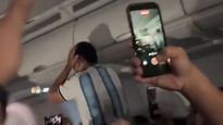 Momento de locura en un avión