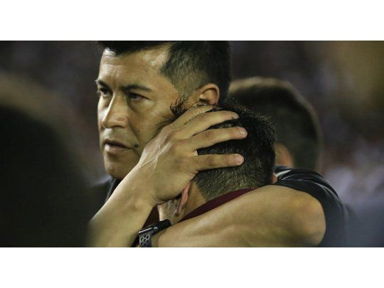 Almirón no dirigirá a Las Palmas.