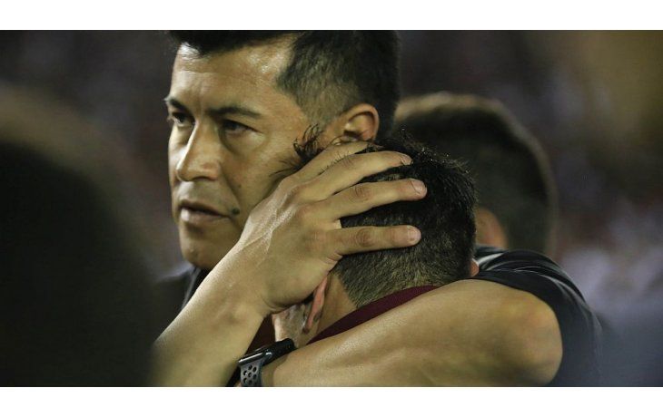 Almirón no dirigirá a Las Palmas.