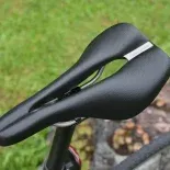 Este asiento ha facilitado la vida de millones de ciclistas debido a su innovador diseño. Este asiento ha facilitado la vida de millones de ciclistas debido a su innovador diseño.