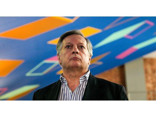 El ministro de Energía, Juan José Aranguren, se comprometió a armar otra reunión con las petroleras y las productoras de crudo antes de julio. Deberán definir el nuevo aumento de precios en surtidores.