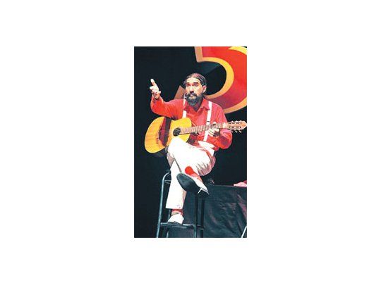 Hugo Varela: “Con la composición tengo cierto prejuicio conmigo, pero sí fantaseo con grabar un disco de folklore. En algún momento lo haré”.