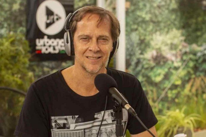 Tras los rumores, la foto en el recital de Oasis confirmó la nueva relación de Matias Martin. Tras los rumores, la foto en el recital de Oasis confirmó la nueva relación de Matias Martin.