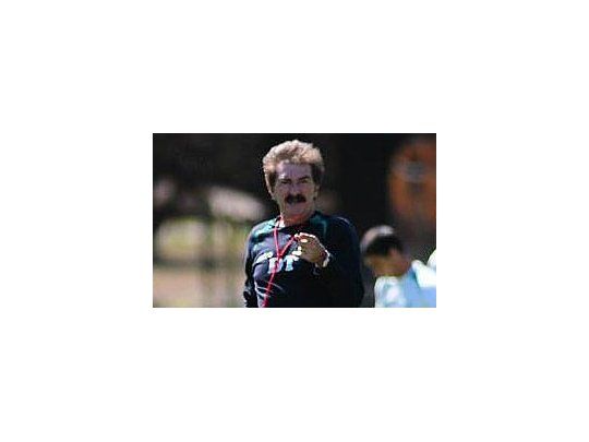 La Volpe se presentará mañana a dirigir la práctica de Banfield.