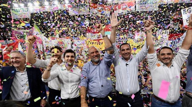 El cierre de campaña en Corrientes, con Provincias Unidas presente.