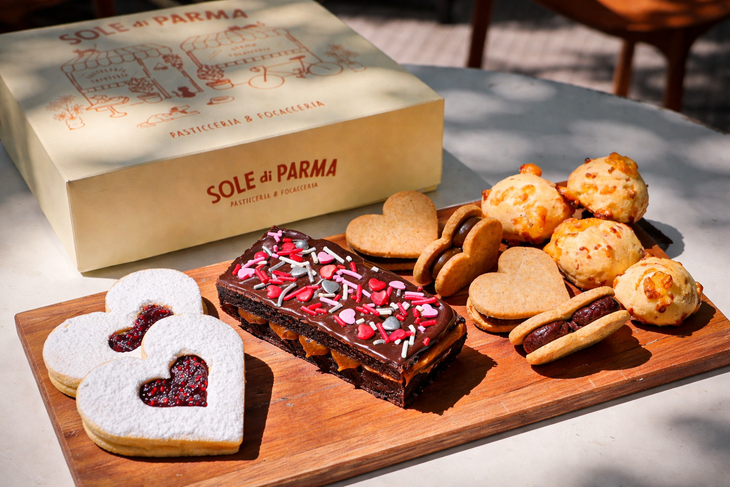 Dirección: Madero 537, Tigre. Dirección: Madero 537, Tigre.