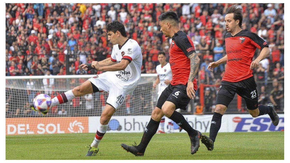 Colón left Patronato on the verge of relegation