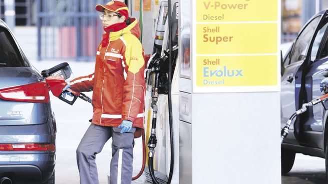 Los precios de los combustibles treparon más de 100% desde noviembre
