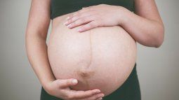 Embarazadas&nbsp;infectadas con el nuevo&nbsp;coronavirus&nbsp;pueden transmitirlo a su hijo por nacer