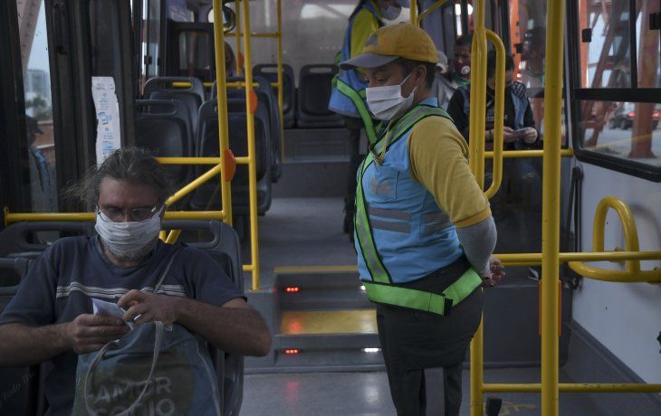 Cuarentena estricta: cuáles son las 24 actividades esenciales que seguirán habilitadas