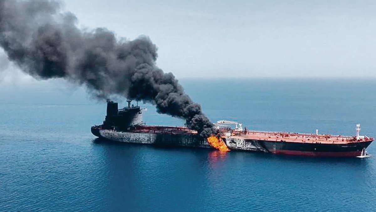 Maritime traffic in the Red Sea fell by 22% due to Houthi attacks