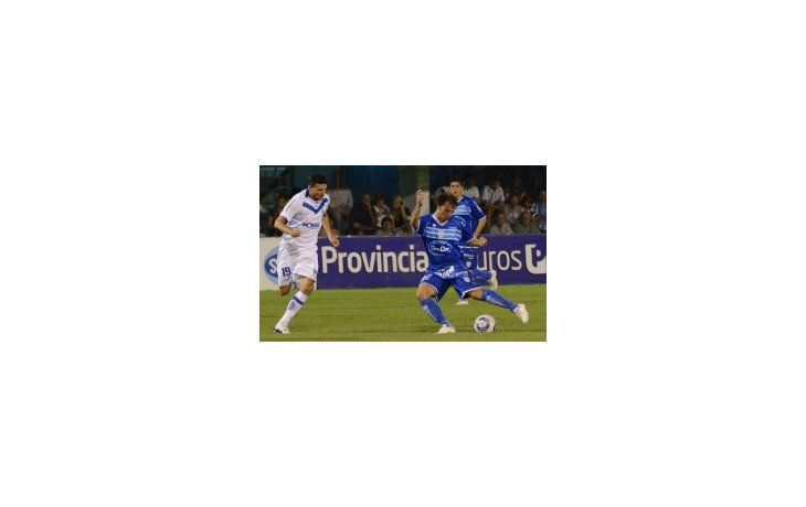 El local madrugó a Vélez con un gol desde el vestuario.