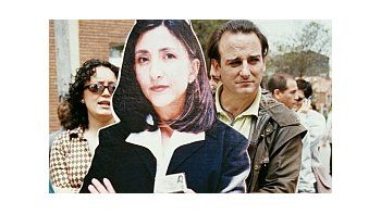 Lecompte inició una campaña para exigir la libertad de su esposa y recorrió el país con una foto de ella en tamaño natural