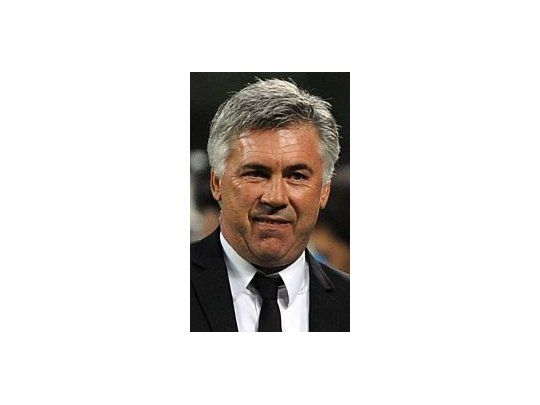 Ancelotti quiere contar con Tevez lo antes posible.