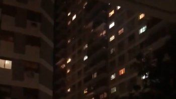 cacerolazos se escucharon en la ciudad tras los nuevos anuncios para el amba