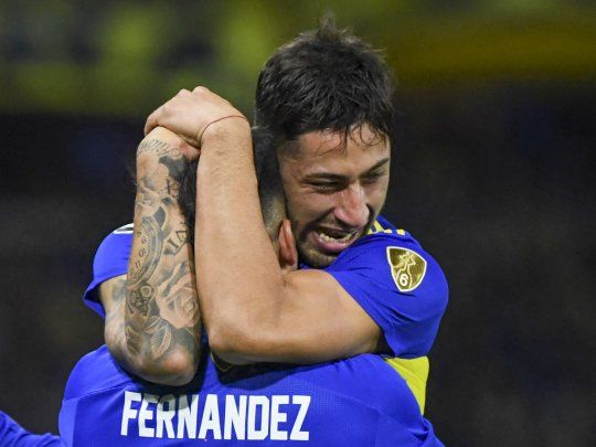 Primer gol. Alan Varela tuvo su debut en la red con un tanto importantísimo para Boca.