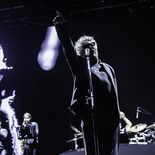 Fito Páez contó en detalle el argumento de su nueva ópera rock “Shine”, que empezó a gestarse en los 80 y vio la luz en 2025, y solo había presentado oficialmente en marzo pasado en el Teatro El Círculo de Rosario. Se trata de un álbum de 25 canciones que tocó anoche de un tirón. Fito Páez contó en detalle el argumento de su nueva ópera rock “Shine”, que empezó a gestarse en los 80 y vio la luz en 2025, y solo había presentado oficialmente en marzo pasado en el Teatro El Círculo de Rosario. Se trata de un álbum de 25 canciones que tocó anoche de un tirón.