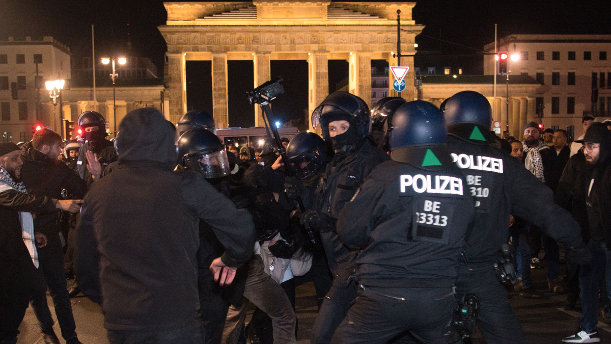 Attacks against the Jewish community in Germany increase: synagogue attacked
