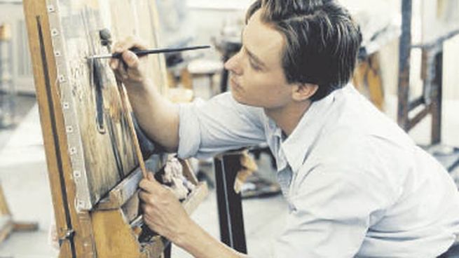 no dejes de mirarme. Tom Schilling como el pintor Kurt Barnert.