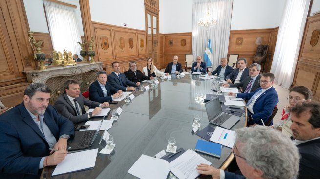 El Gobierno convocó a una nueva reunión del Consejo de Mayo.