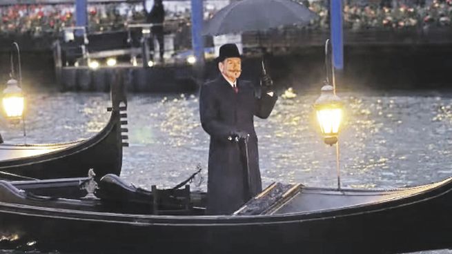 DETECTIVE. Kenneth Branagh encarna nuevamente a Hercules Poirot, esta vez inmerso en la Venecia de 1947.