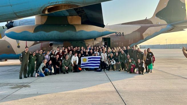 El Hércules ya llegó a Tel Aviv para repatriar ciudadanos uruguayos de Israel.