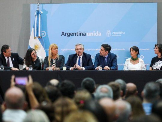El Plan Nacional de Lecturas apunta a alcanzar a 10 millones de ni&ntilde;os, ni&ntilde;as y adolescentes de nivel primario y secundario de todo el pa&iacute;s.