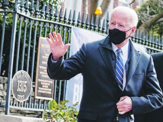 CEREMONIA. El presidente Joe Biden, un católico practicante, acudiió ayer a misa en Washington.&nbsp;