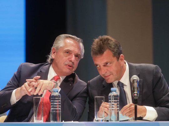 ALBERTO FERNÁNDEZ Y SERGIO MASSA.JPG