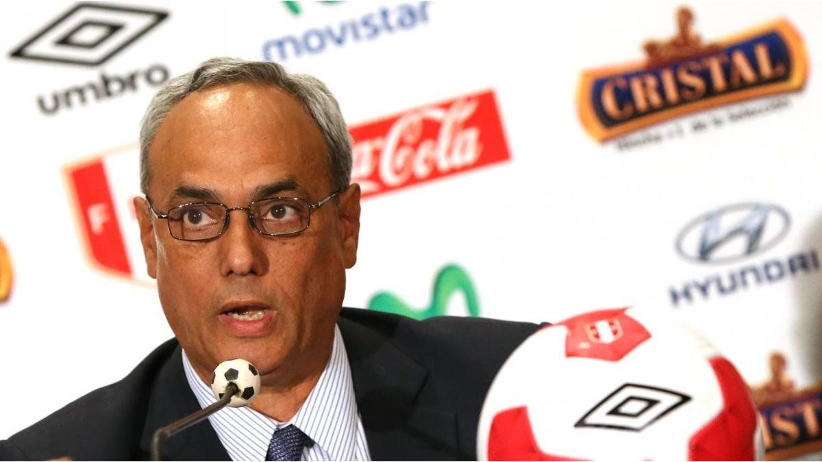 FIFA bans former president of the Peruvian Football Federation for life for bribery