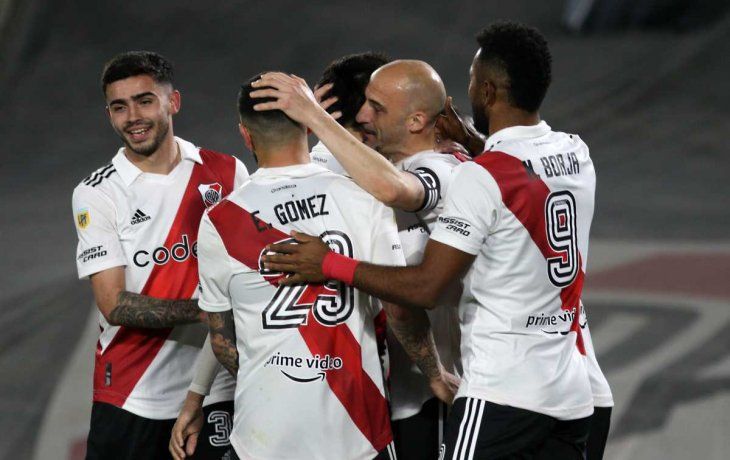 River goleó en su casa