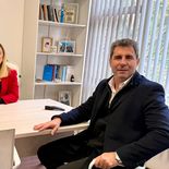 Se mueve el peronismo. Sergio Uñac fue a Mendoza y fue recibido por Anabel Fernández Sagasti.