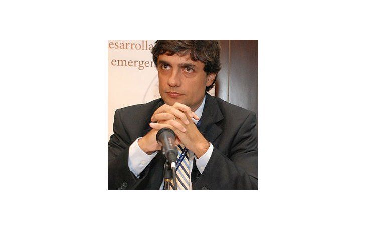 Lacunza aclaró que ayuda a municipios priorizará a nuevos intendentes