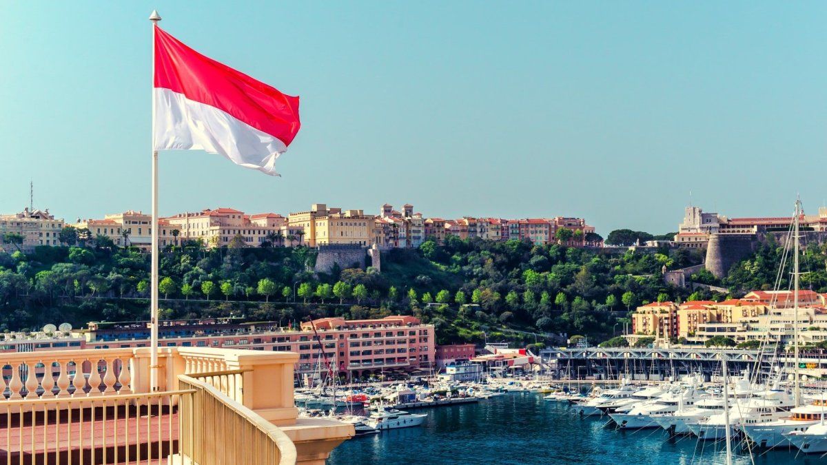 The country where a third of its population is millionaires and almost no one was born there