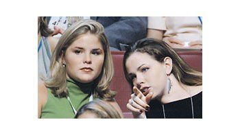 ámbito.com | Jenna y Barbara Bush, las hijas del presidente de EE.UU., no fueron las únicas que tuvieron problemas en el entorno del mandatario norteamericano.