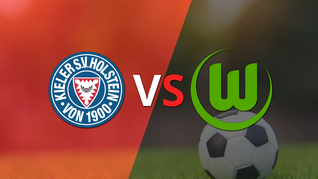 ¡Inició el complemento! Wolfsburgo derrota a Holstein Kiel por 2-0