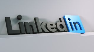 LinkedIn es la herramienta perfecta para los atacantes, ya que el entorno profesional genera una falsa sensación de confianza. LinkedIn es la herramienta perfecta para los atacantes, ya que el entorno profesional genera una falsa sensación de confianza.