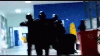 violento desalojo a los trabajadores de la empresa kimberley clark