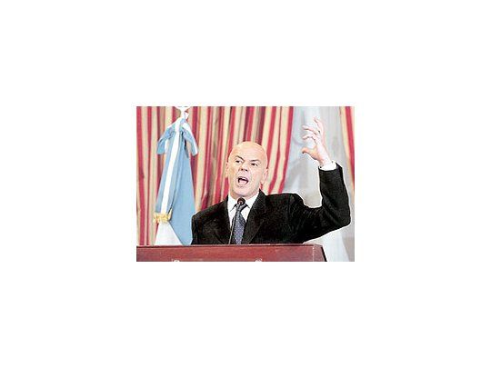 Jorge Telerman ayer convocó a una conferencia de prensa tras el allanamientoa oficinas del Gobierno porteño, acto judicial que consideró vinculado a lacampaña electoral.