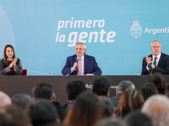 Alberto Fernández lanzó un programa de formación laboral para jóvenes.