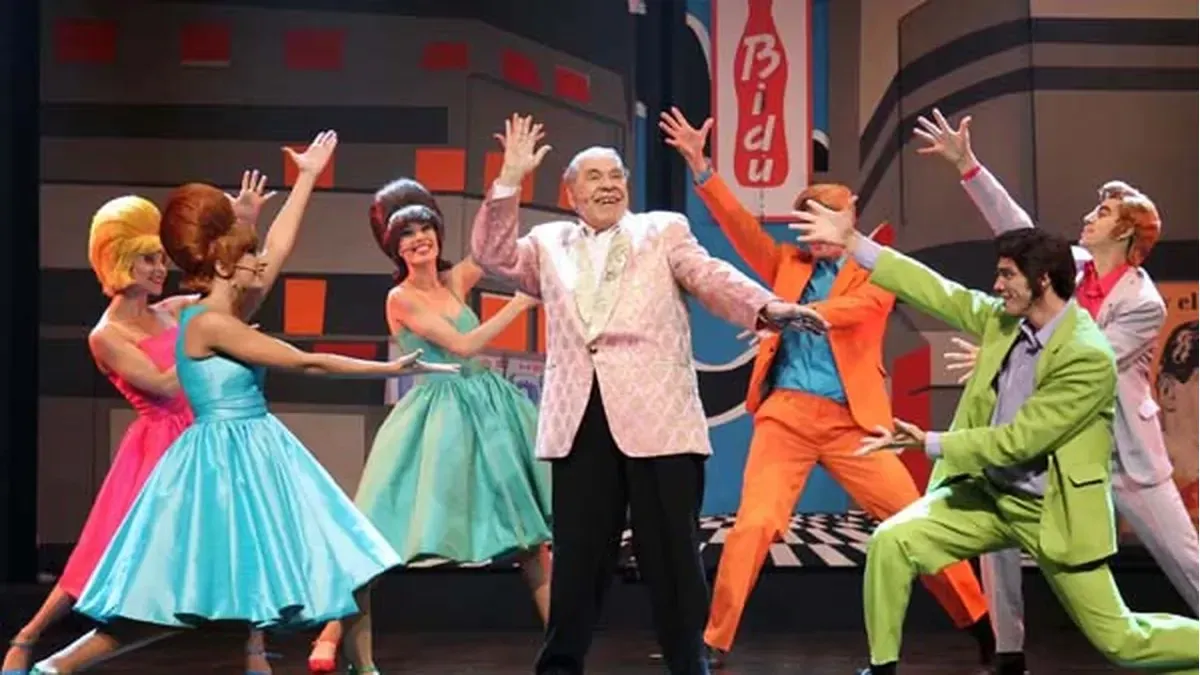 Mirá el video completo de Salsa Criolla, la obra que catapultó al éxito a Enrique Pinti Mirá el video completo de Salsa Criolla, la obra que catapultó al éxito a Enrique Pinti