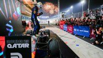 Max Verstappen ganó de punta a punta el Gran Premio de Qatar de Fórmula 1, mientras que su compañero de Red Bull, Checo Pérez, debió abandonar.