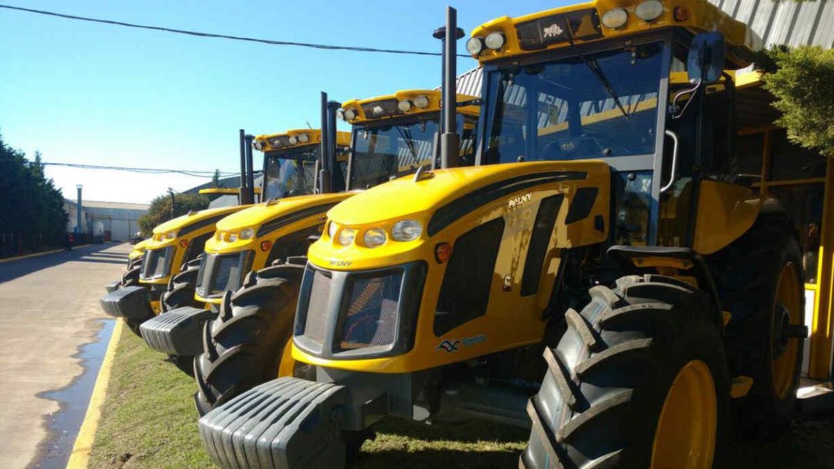 Agricultural machinery companies warn of sharp decline in activity and possible layoffs