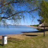 Entre sierras, lagunas y sabores únicos, este rincón de Buenos Aires redefine el turismo rural. Entre sierras, lagunas y sabores únicos, este rincón de Buenos Aires redefine el turismo rural.