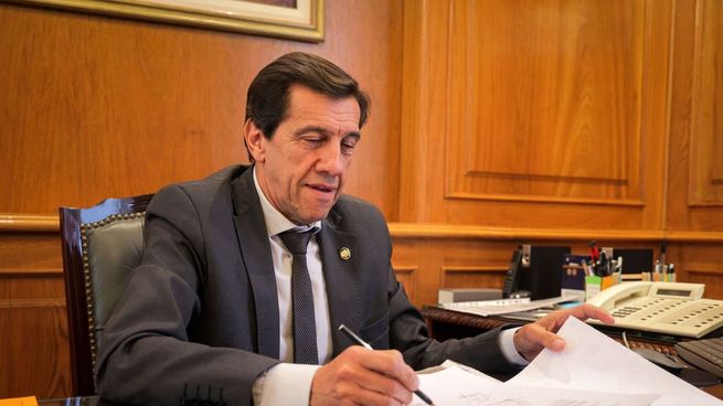 El gobernador de Jujuy, Carlos Sadir.
