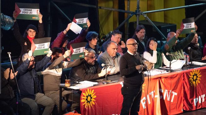 En esta ocasión, el PIT-CNT escogería por voto sus autoridades.