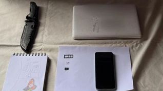 La fuerza federal realizó un allanamiento en cuatro domicilios donde secuestraron objetos de interés para la causa. La fuerza federal realizó un allanamiento en cuatro domicilios donde secuestraron objetos de interés para la causa.