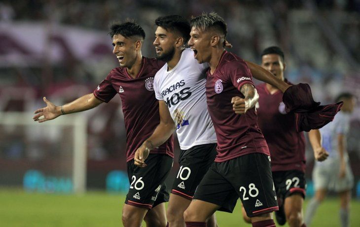 Lanús superó a Godoy Cruz y se mantiene en la pelea del torneo